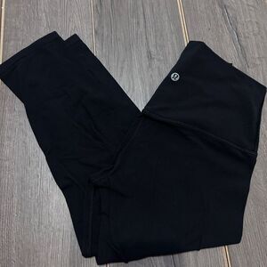 Align Crop 17”